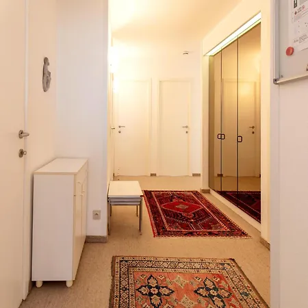 In With Sea View Миделкерк