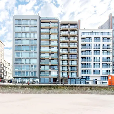 With View Of Hinterland Apartment Middelkerke